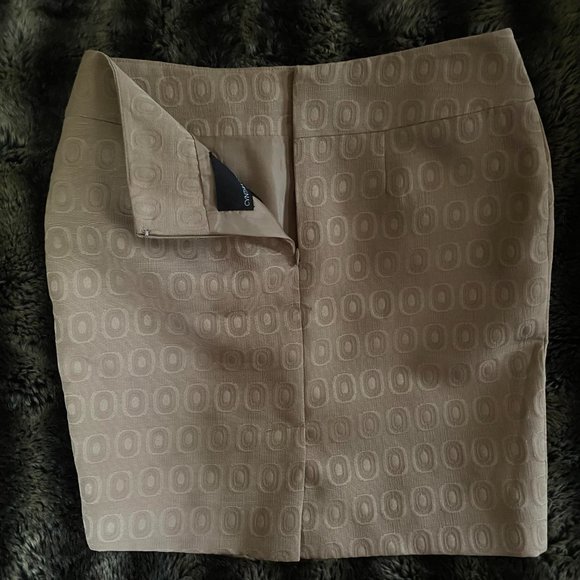 Cynthia Rowley Skirt Women Size 4 Beige Textured Pencil Straight Back Zipper - Picture 3 of 7